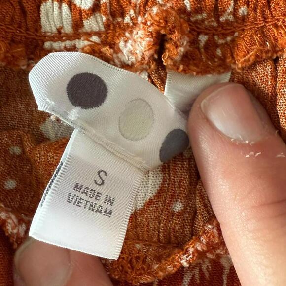 Rust Floral Wide Leg Smocked Pants - Size Small - Picture 2 of 4